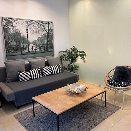 Puerto Banus Crystal Suite 马尔韦利亚 外观 照片