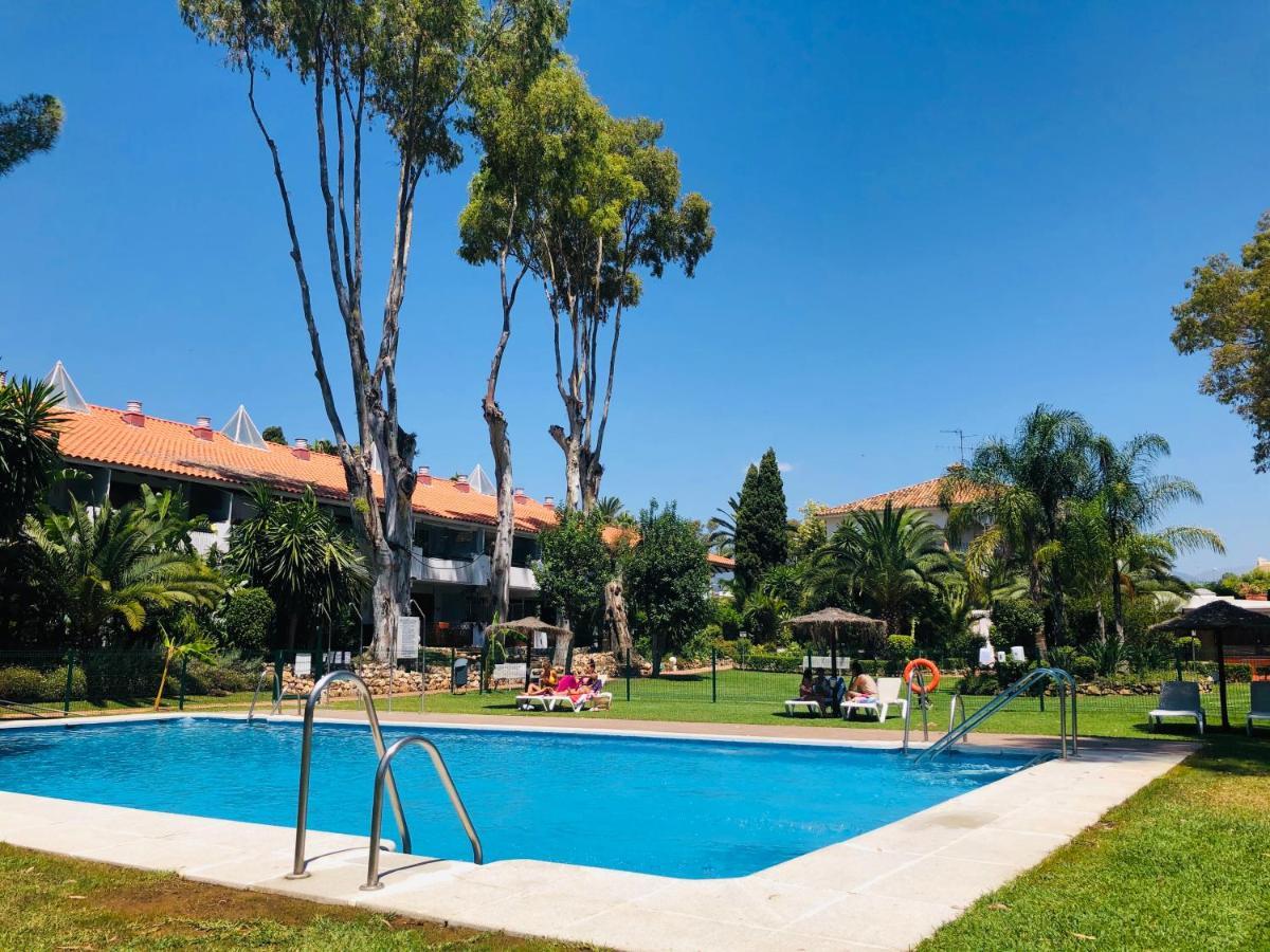 Puerto Banus Crystal Suite 马尔韦利亚 外观 照片
