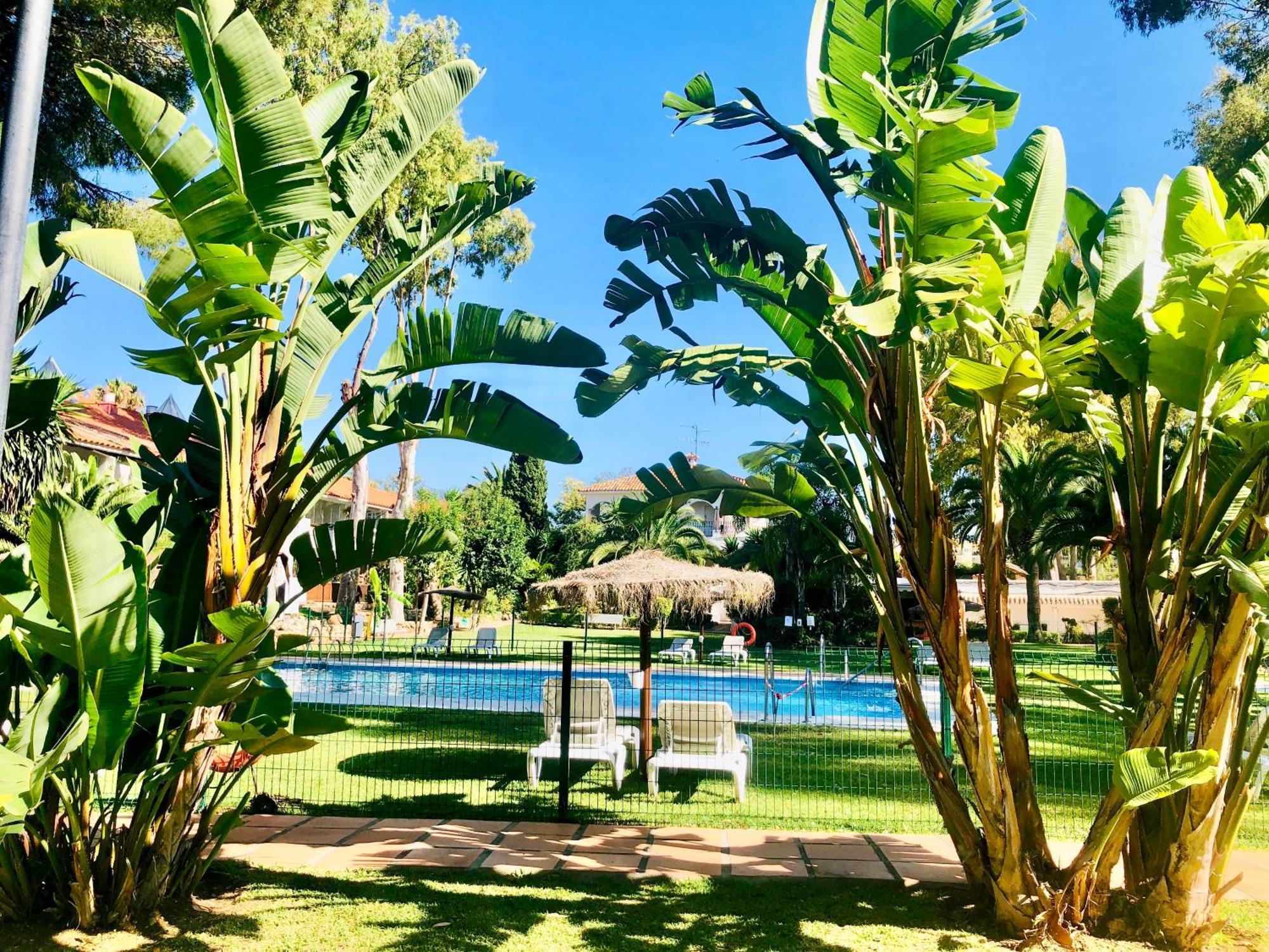 Puerto Banus Crystal Suite 马尔韦利亚 外观 照片