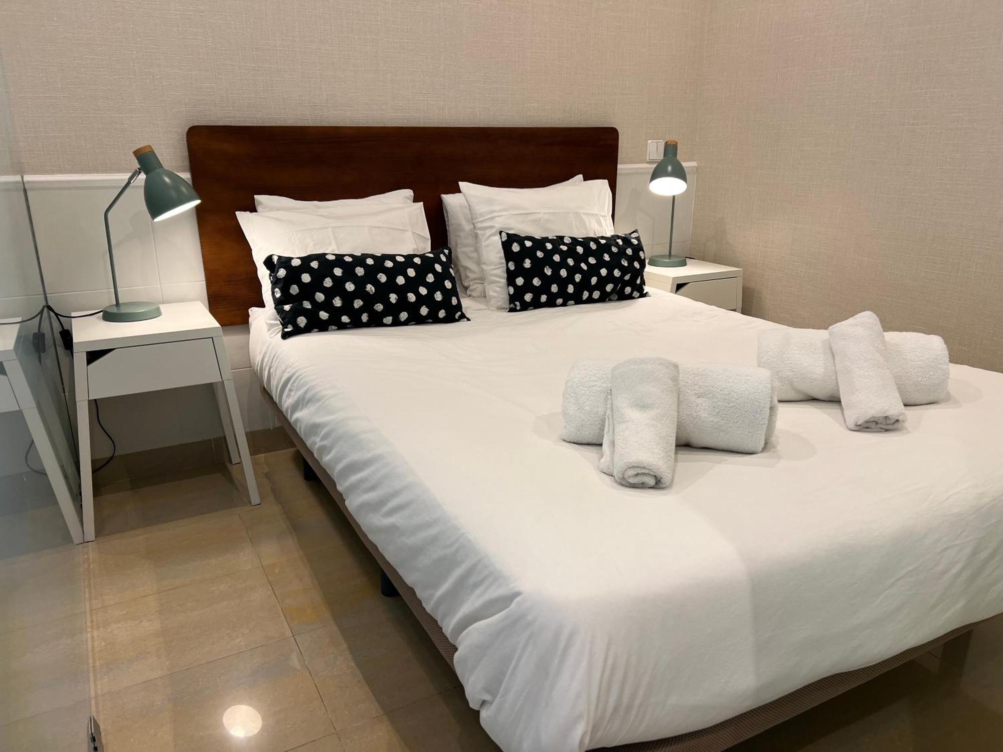 Puerto Banus Crystal Suite 马尔韦利亚 外观 照片